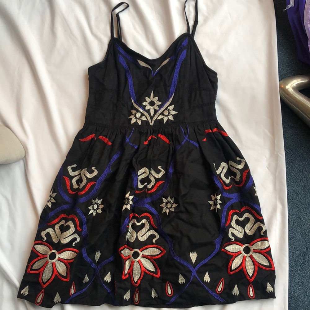 Free People Embroidered Dress in Size 2